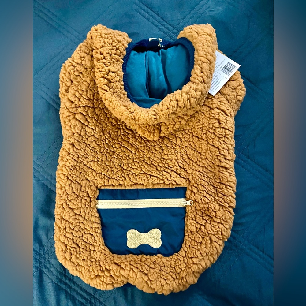 BRAND NEW!! Sherpa Dog Hoodie